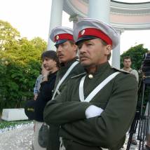 Олег Фомин и Александр Бухаров на съемках фильма "Спасти императора" (© фото: Игорь Шагов)