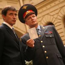Валерий Соловьев и Александр Тютин на съемках фильма "Все могут короли"