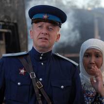 Богуслав Линда и Наталья Аринбасарова на съемках фильма "Мика и Альфред"