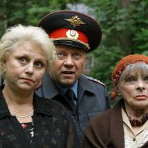 Сергей Гамов, Елена Андерегг, Лейла Киракосян на съемках сериала "Омут"