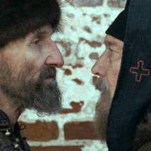 Петр Мамонов и Олег Янковский в фильме "Царь"