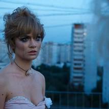 Мария Машкова в фильме "Закрытые пространства"