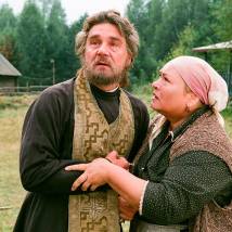 Сергей Маковецкий и Нина Усатова на съемках фильма "Поп"