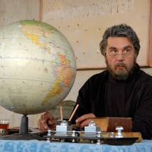 Сергей Маковецкий на съемках фильма "Поп"