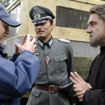 Владимир Хотиненко, Анатолий Лобоцкий и Сергей Маковецкий на съемках фильма "Поп"