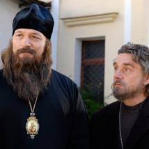 Юрий Цурило и Сергей Маковецкий на съемках фильма "Поп"