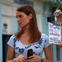Юлия Пожидаева на съемках сериала "Обручальное кольцо"