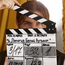 Сергей Угрюмов на съемках фильма "Пелагия и белый бульдог"