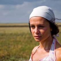 Оксана Фандера в фильме "Огни притона"