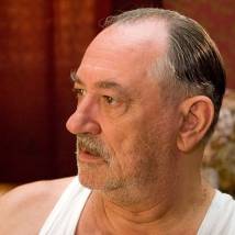 Богдан Ступка в фильме "Огни притона"
