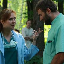 Елена Панова и Михаил Пореченков на съемках сериала "Доктор Тырса"