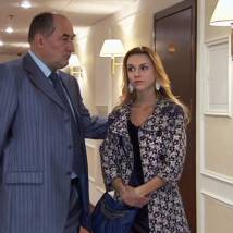 Борис Клюев и Ева Авеева в сериале "Братаны 2"