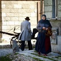 На съемках фильма "Институт благородных девиц"
