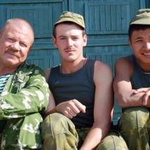 Сергей Селин на съемках фильма "Тихая застава"