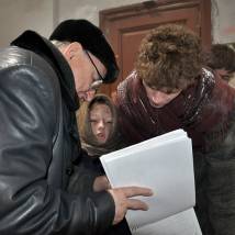 На съемках фильма "На солнечной стороне улицы"