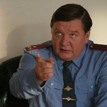 Роман Мадянов на съемках фильма "Бабло"
