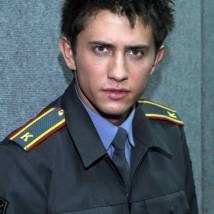 Павел Прилучный на съемках сериала "Метод Лавровой"