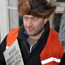 Михаил Пореченков на съемках фильма "Назад - к счастью, или Кто найдет Синюю птицу..."
