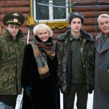 Анатолий Просалов, Людмила Гаврилова, Юрий Шлыков на съемках фильма "Буду верной женой"