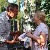 Александр Михайлов и Анна Легчилова в фильме "Манна небесная"