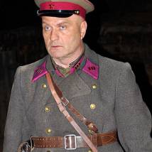 Александр Балуев на съемках фильма "Жизнь и судьба"