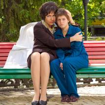 Екатерина Гусева и Агния Кузнецова в сериале "Одесса-мама"