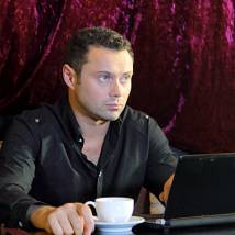 Андрей Носков на съемках сериала "Дыши со мной. Счастье взаймы"