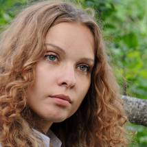 Полина Сыркина на съемках сериала "Однолюбы"