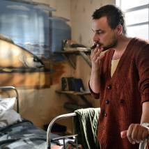 Евгений Цыганов на съемках фильма "Территория"