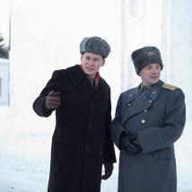 Сергей Ларин и Александр Печенин в фильме "Хоккейные игры"