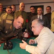 Михаил Филиппов, Владимир Стеклов на съемках фильма "Гагарин. Первый в космосе"