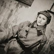 Нина Курпякова на съемках сериала "Военная разведка. Северный фронт" (© фото: Андрей Абраменков)