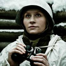 Нина Курпякова на съемках сериала "Военная разведка. Северный фронт" (© фото: Андрей Абраменков)