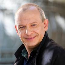 Дмитрий Марьянов на съемках сериала "Личная жизнь следователя Савельева"