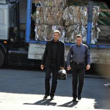 Кирилл Кяро и Иван Оганесян на съемках сериала "Нюхач"
