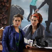 Ирина Пегова и Анна Антонова на съемках сериала "Маша в законе"