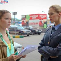 Ольга Арнтгольц и Марина Петренко на съемках сериала "Выхожу тебя искать 2"