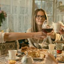 Алена Константинова, Елизавета Боярская в фильме "Привычка расставаться"