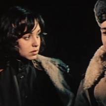 Елена Шанина и Владимир Конкин в фильме "Аты-баты, шли солдаты..."
