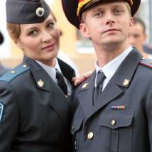 Нина Гогаева и Роман Курцын на съемках сериала "Под прицелом"