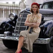 Мария Кожевникова на съемках сериала "Красные горы"