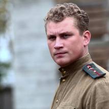 Артем Федотов на съемках сериала "Истребители"