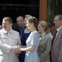 Анатолий Дзиваев на съемках сериала "Сын отца народов"