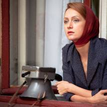 Виктория Исакова в фильме "Оттепель"