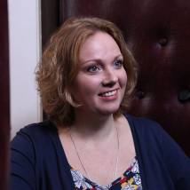 Анастасия Лапина в фильме "Я тебя никогда не забуду"