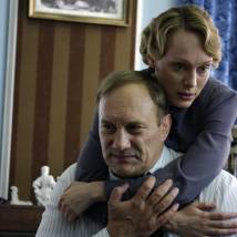 Евгений Сидихин, Ольга Ломоносова на съемках сериала "Черные кошки"