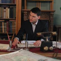 Даниил Страхов на съемках сериала "Генералы против генералов"