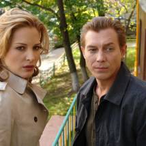 Нина Гогаева и Александр Бухаров в сериале "Женщины на грани"
