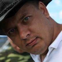 Арсений Гончуков на съемках фильма "Полет: Три дня после катастрофы"