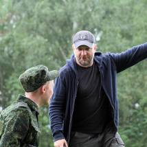 Олег Галин на съемках фильма "Путевка в жизнь"